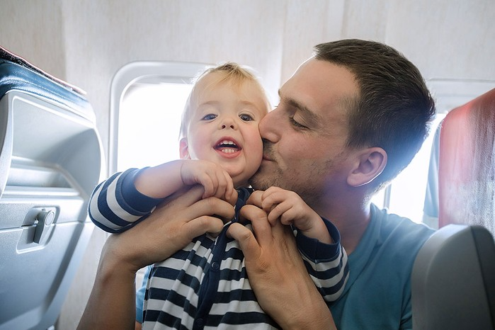 Effortless Travel with Infants: Ensure a Smooth Feeding Experience